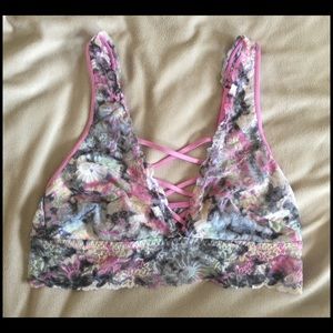 VS PINK lacy bralette 🖤